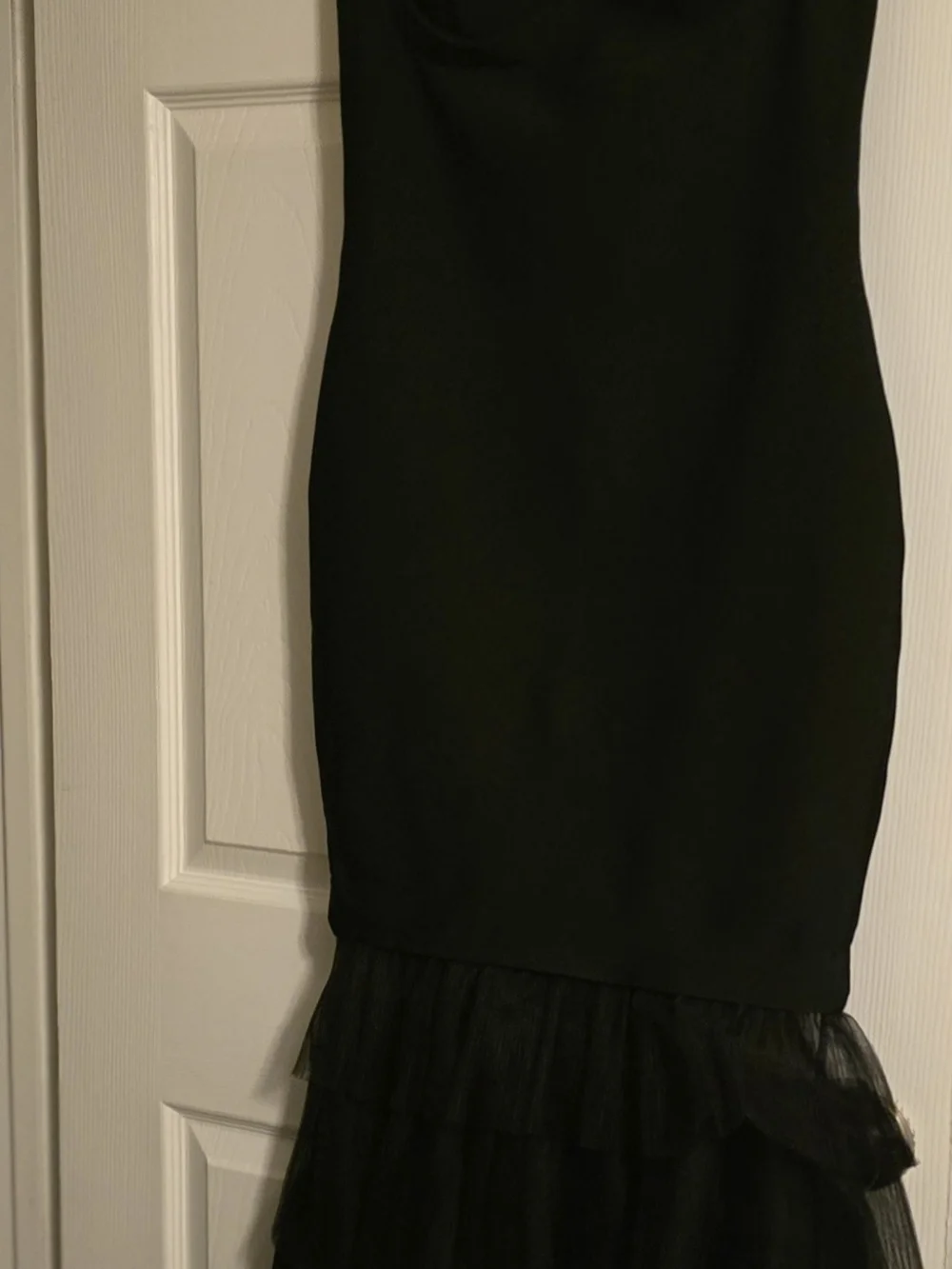 Black Tiered Tulle Mermaid Dress - Picture 3 of 4